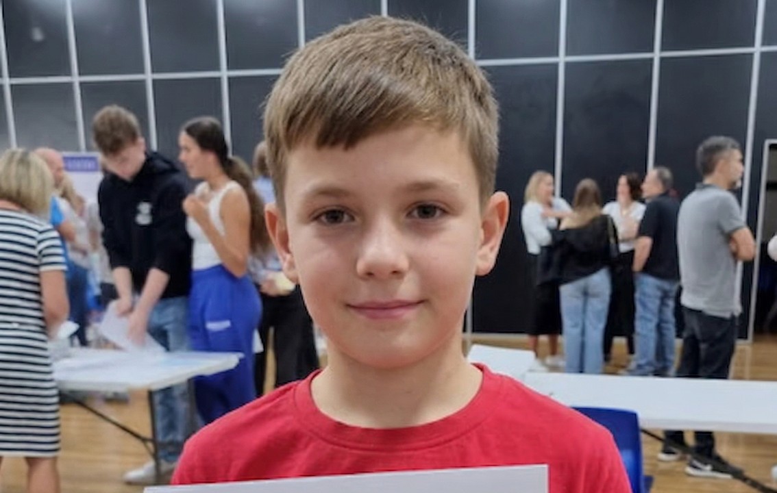 Oliver, a Mobile Tutors student